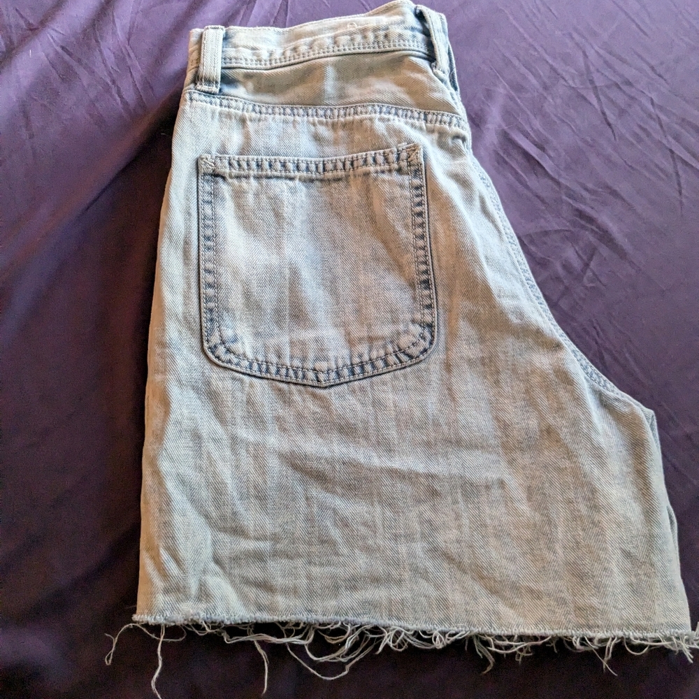 American Eagle High Rise Cutoff Denim Shorts | Size 6 - Picture 4 of 5